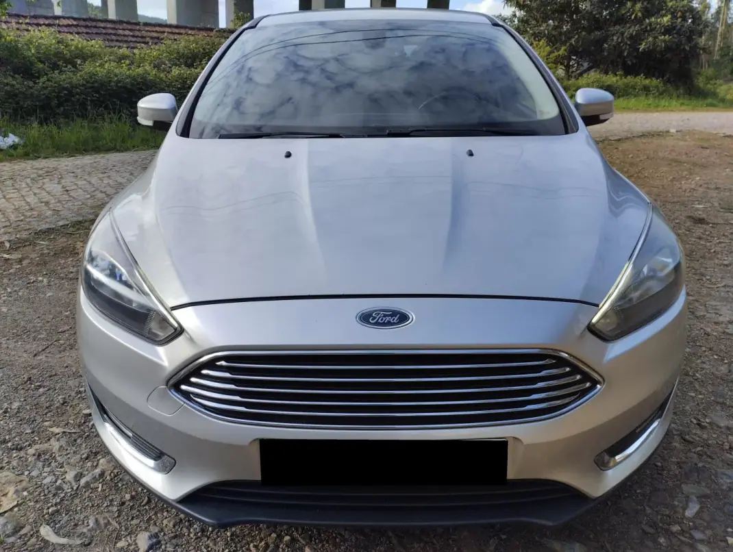 Ford Focus 2018 - 9999 EUR, 160000 km - AUTO.MOTO.pt - 160000km - foto 2 de 30