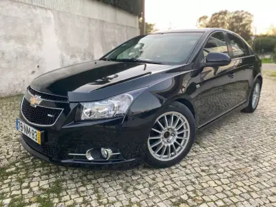 Chevrolet Cruze 2013 - 10750 EUR, 115000 km - AUTO.MOTO.pt - 115000km - foto 23 de 42