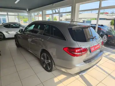 Mercedes-Benz C 300 2020 - 25750 EUR, 107000 km - AUTO.MOTO.pt - 107000km - foto 7 de 42