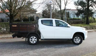 Mitsubishi L200 2022 - 33990 EUR, 13000 km - AUTO.MOTO.pt - 13000km - foto 6 de 35