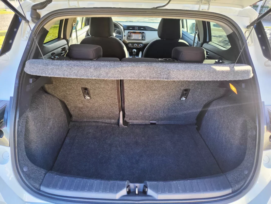 Nissan Micra 2017 - 10950 EUR, 112113 km - AUTO.MOTO.pt - 112113km - foto 12 de 12