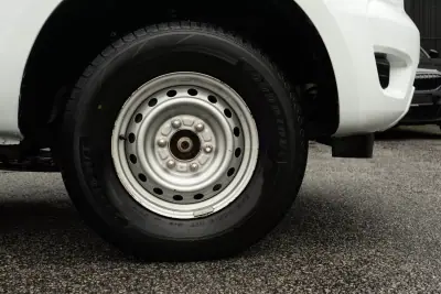 Ford Ranger 2023 - 29999 EUR, 48000 km - AUTO.MOTO.pt - 48000km - foto 7 de 25