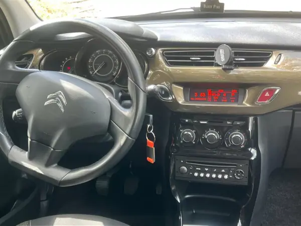Citroën C3 2012 - 6650 EUR, 127000 km - 127000km - foto 47 de 55