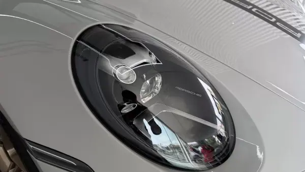 Porsche 992 2023 - 229990 EUR, 6875 km - AUTO.MOTO.pt - 6875km - foto 6 de 42