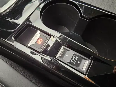 Peugeot 2008 2021 - 16500 EUR, 169015 km - AUTO.MOTO.pt - 169015km - foto 15 de 22