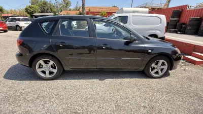 Mazda 3 2005 - 3500 EUR, 168000 km - AUTO.MOTO.pt - 168000km - foto 4 de 49