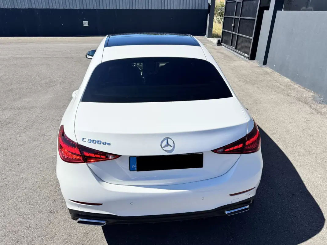 Mercedes-Benz C 300 2023 - 56500 EUR, 32781 km - 32781km - foto 5 de 19
