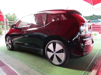 BMW i3 2018 - 17000 EUR, 99120 km - 99120km - foto 8 de 21