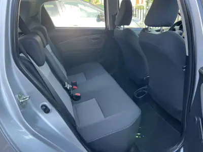 Toyota Yaris 2020 - 13900 EUR, 129600 km - AUTO.MOTO.pt - 129600km - foto 9 de 16
