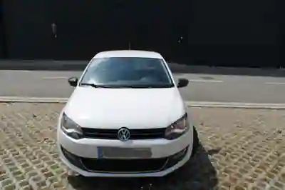Volkswagen Polo 2012 - 7000 EUR, 115400 km - 115400km - foto 2 de 8