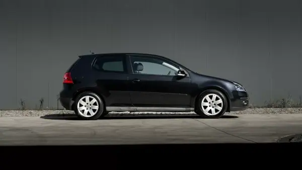 Volkswagen Golf 2008 - 8650 EUR, 199000 km - AUTO.MOTO.pt - 199000km - foto 5 de 26