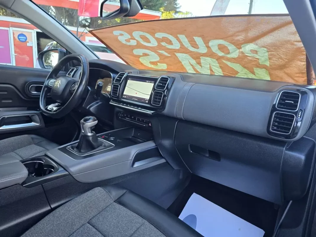 Citroën C5 Aircross 2019 - 18500 EUR, 117400 km - AUTO.MOTO.pt - 117400km - foto 16 de 24