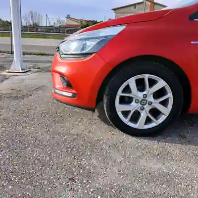 Renault Clio Sport Tourer 2019 - 12900 EUR, 109856 km - 109856km - foto 14 de 15