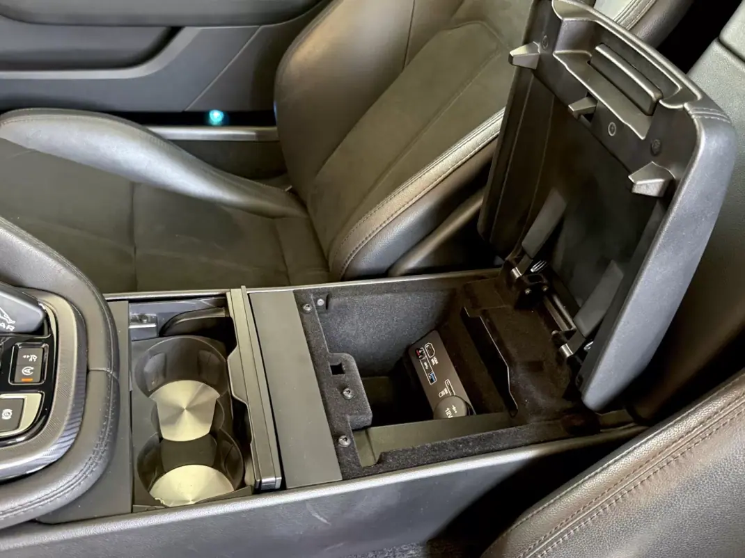 Jaguar F-Type 2018 - 46000 EUR, 64300 km - AUTO.MOTO.pt - 64300km - foto 127 de 135