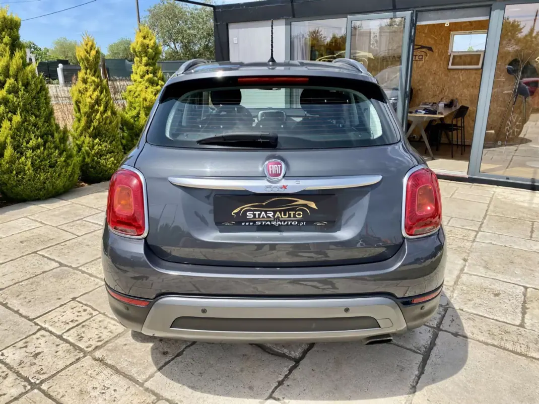 Fiat 500X 2017 - 15990 EUR, 75000 km - AUTO.MOTO.pt - 75000km - foto 4 de 16