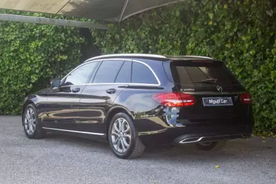 Mercedes-Benz C 220 2017 - 23900 EUR, 125000 km - AUTO.MOTO.pt - 125000km - foto 10 de 16