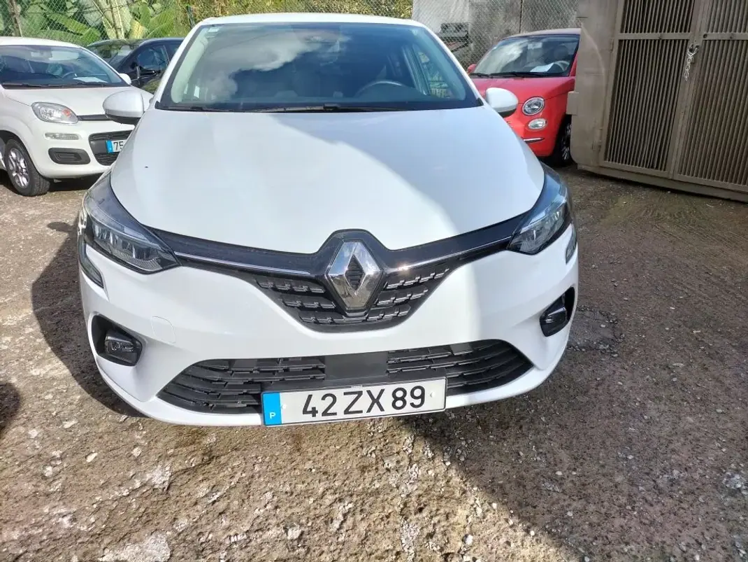 Renault Clio 2020 - 16250 EUR, 96000 km - AUTO.MOTO.pt - 96000km - foto 2 de 12
