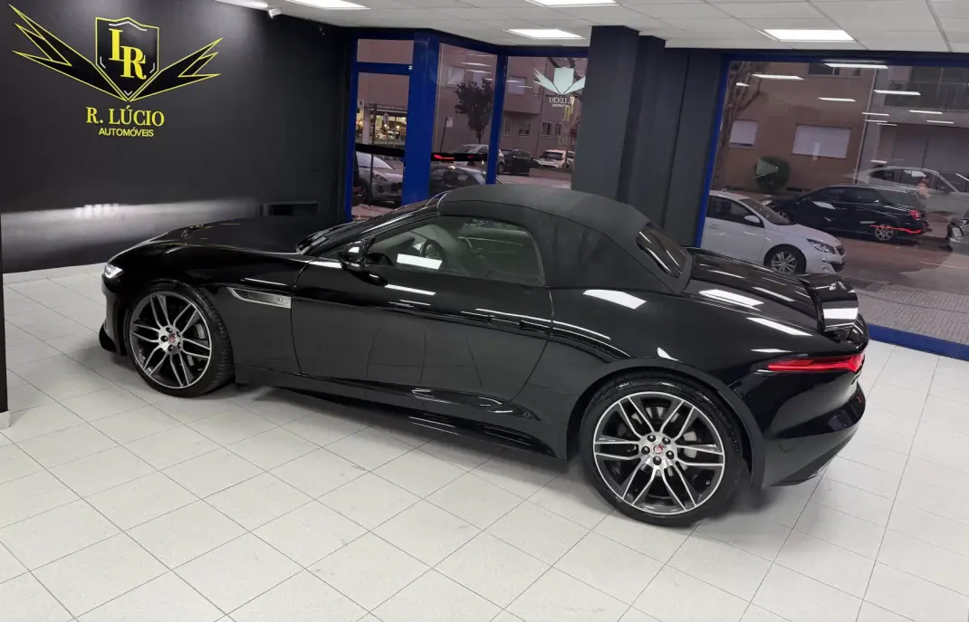 Jaguar F-Type 2021 - 60000 EUR, 42001 km - AUTO.MOTO.pt - 42001km - foto 46 de 56