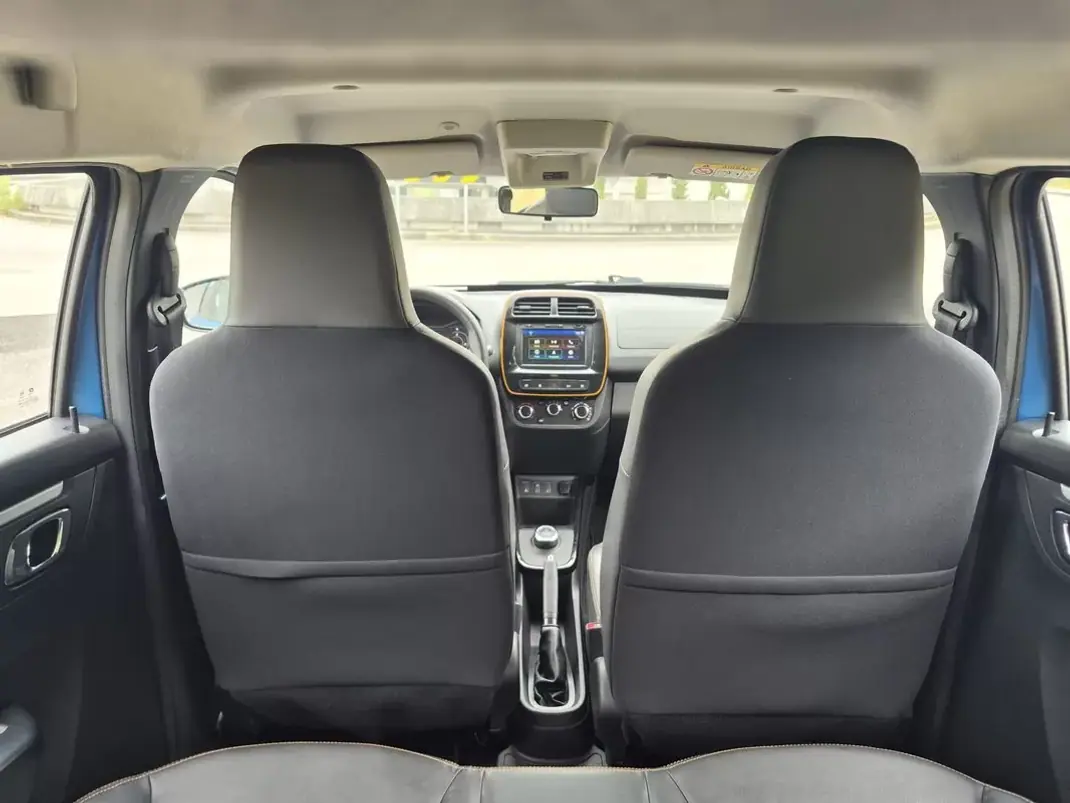 Dacia Spring 2021 - 11299 EUR, 37354 km - 37354km - foto 15 de 25