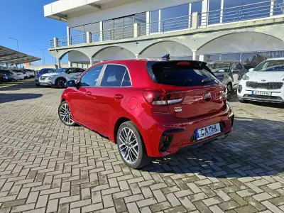 Kia Rio 2021 - 15500 EUR, 70500 km - AUTO.MOTO.pt - 70500km - foto 8 de 38