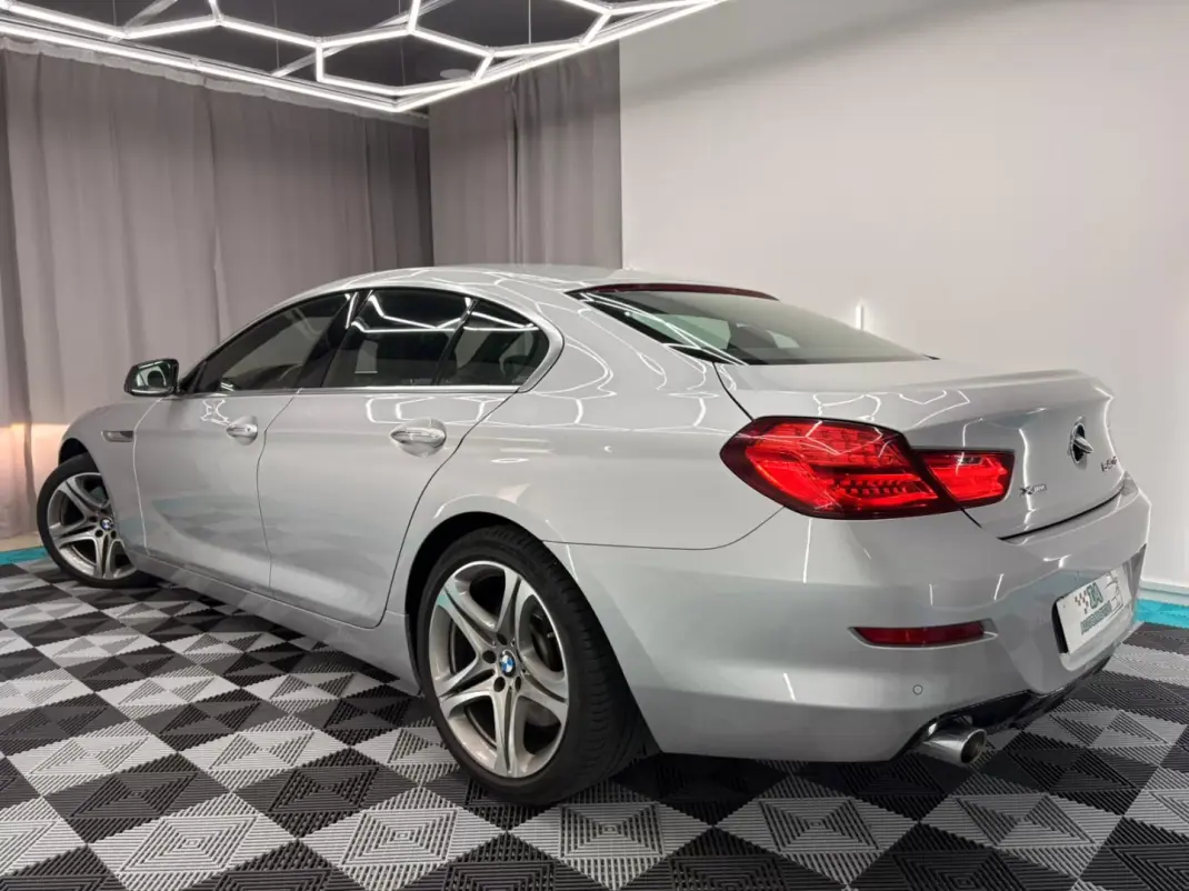 BMW 640 Gran Coupé 2014 - 22500 EUR, 199999 km - AUTO.MOTO.pt - 199999km - foto 4 de 17