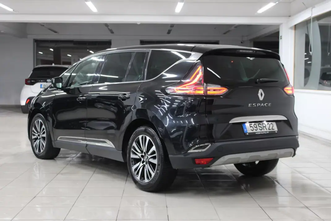 Renault Espace 2017 - 17900 EUR, 171000 km - AUTO.MOTO.pt - 171000km - foto 2 de 31