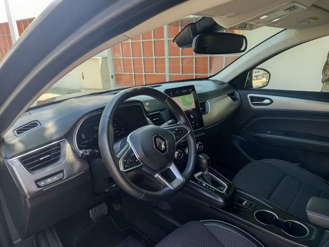 Renault Arkana 2022 - 22990 EUR, 38600 km - 38600km - foto 13 de 19