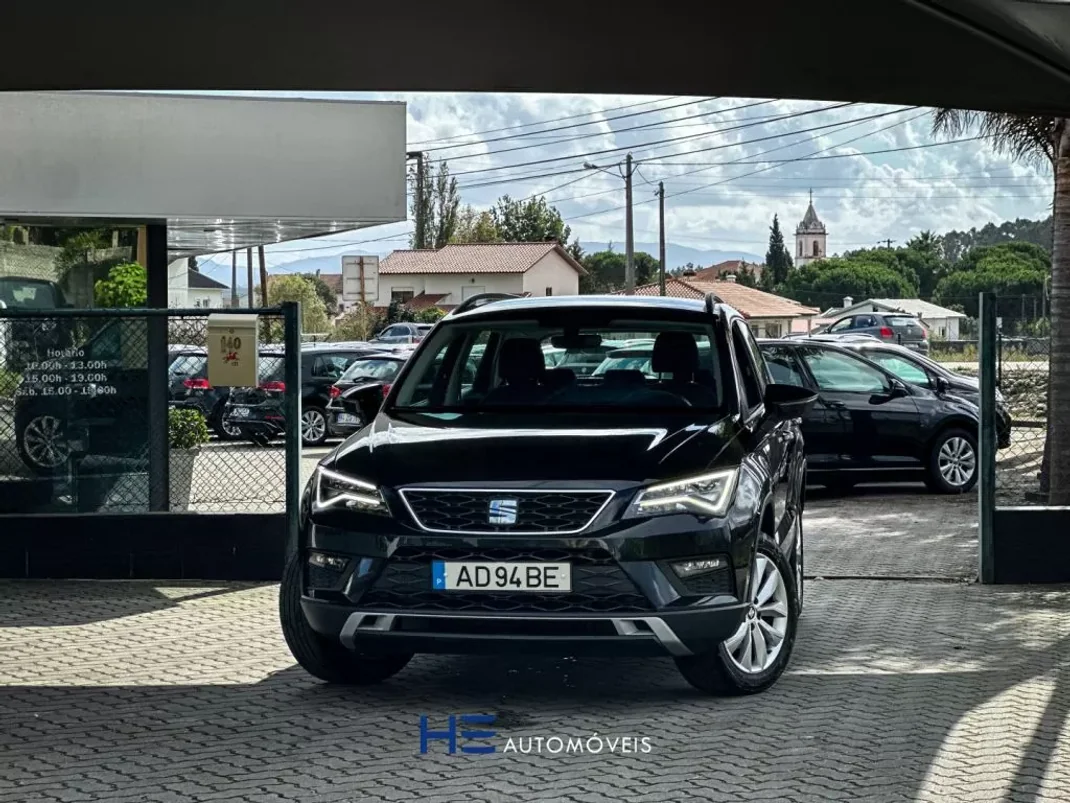 SEAT Ateca 2020 - 16990 EUR, 180000 km - AUTO.MOTO.pt - 180000km - foto 1 de 12