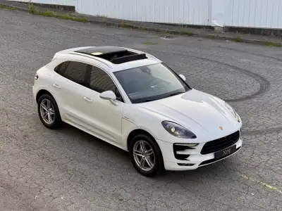Porsche Macan 2016 - 45990 EUR, 132000 km - AUTO.MOTO.pt - 132000km - foto 2 de 34