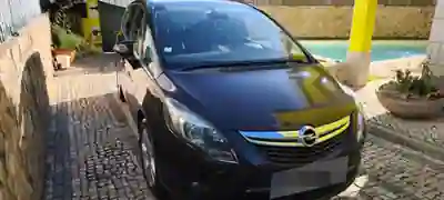 Opel Zafira 2015 — foto 3 de 7