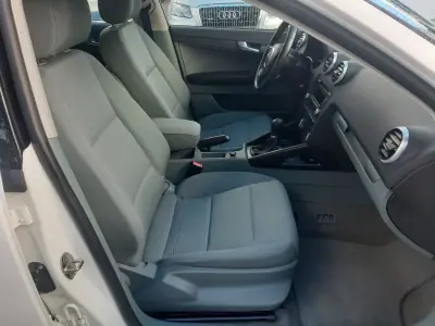 Audi A3 Sportback 2010 - 9900 EUR, 224980 km - AUTO.MOTO.pt - 224980km - foto 26 de 34