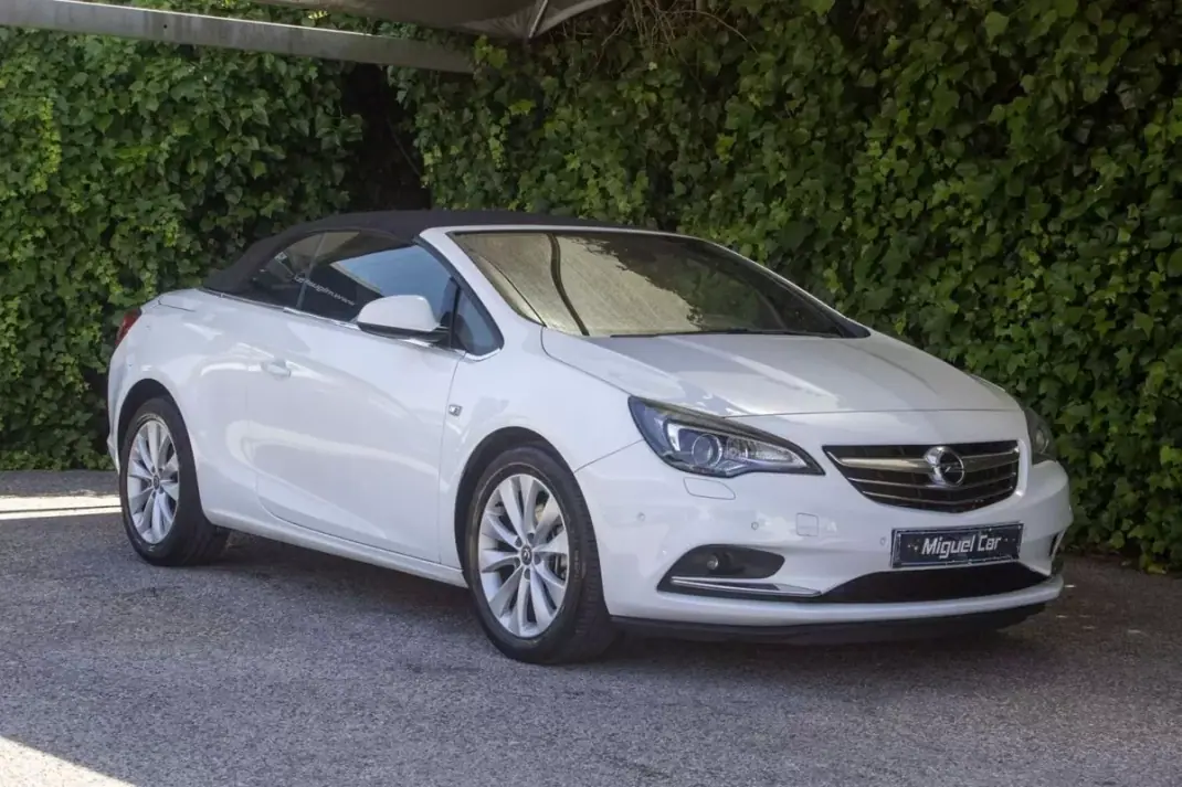 Opel Cascada 2014 - 14900 EUR, 180000 km - AUTO.MOTO.pt - 180000km - foto 2 de 17