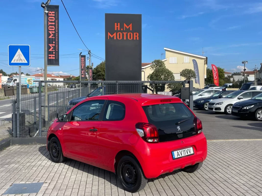 Peugeot 108 2015 - 8300 EUR, 118000 km - 118000km - foto 3 de 8