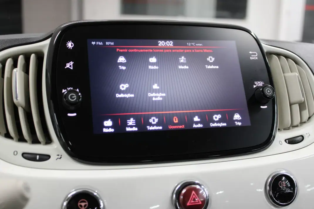 Fiat 500 2023 - 12900 EUR, 32374 km - AUTO.MOTO.pt - 32374km - foto 13 de 23