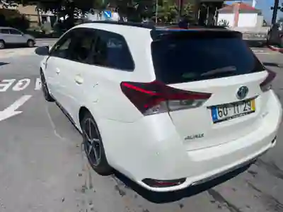Toyota Auris 2017 - 12900 EUR, 217333 km - 217333km - foto 13 de 15