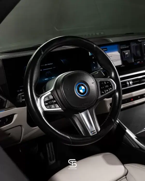 BMW i4 2022 - 41950 EUR, 46599 km - AUTO.MOTO.pt - 46599km - foto 33 de 36