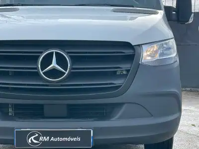 Mercedes-Benz Sprinter 515 CDI Contentor + Plataforma Elevatória 2022 - 46900 EUR, 72000 km - AUTO.MOTO.pt - 72000km - foto 10 de 30