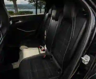 Mercedes-Benz A 180 2016 - 16750 EUR, 160000 km - AUTO.MOTO.pt - 160000km - foto 9 de 9
