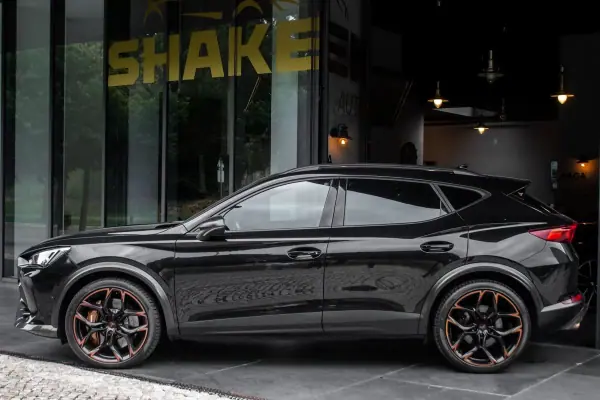 Cupra Formentor 2022 - 59900 EUR, 60788 km - AUTO.MOTO.pt - 60788km - foto 2 de 53
