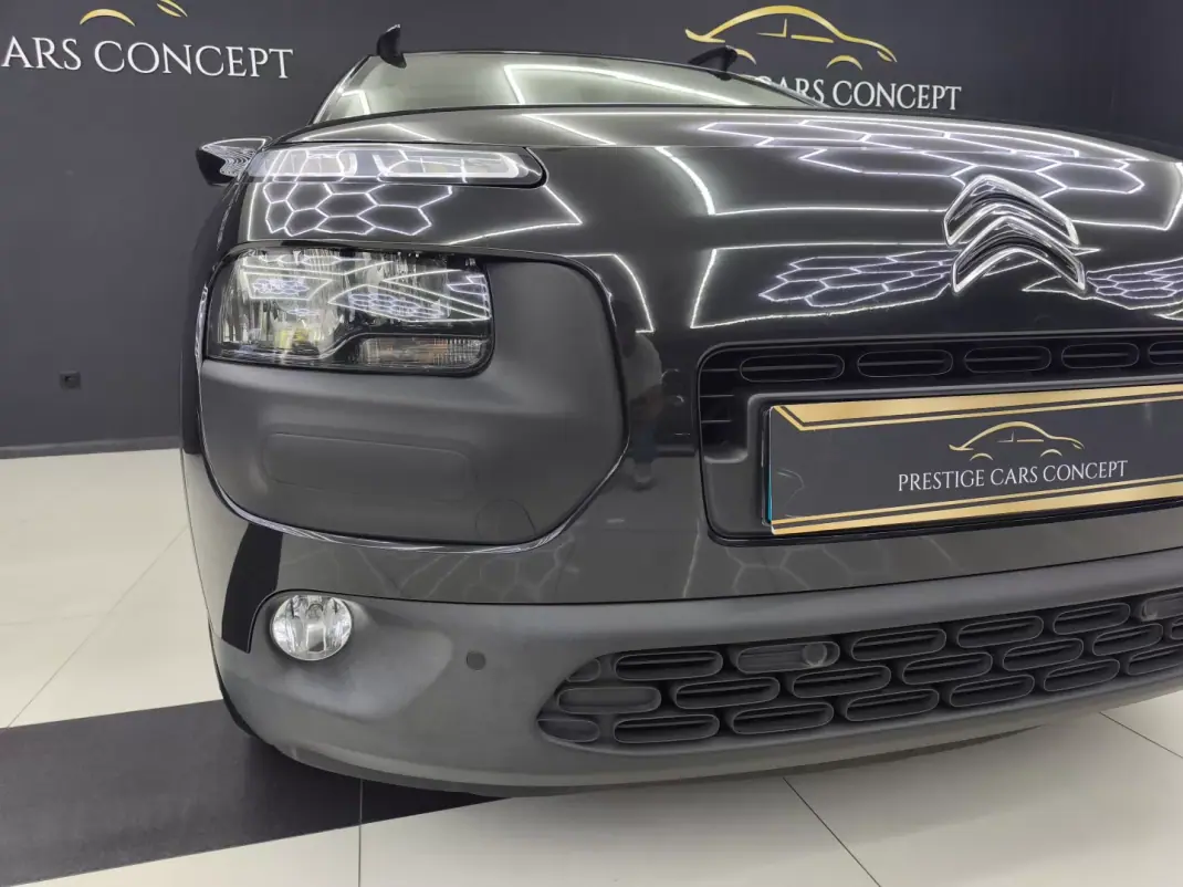 Citroën C4 Cactus 2015 - 10950 EUR, 186687 km - 186687km - foto 9 de 46
