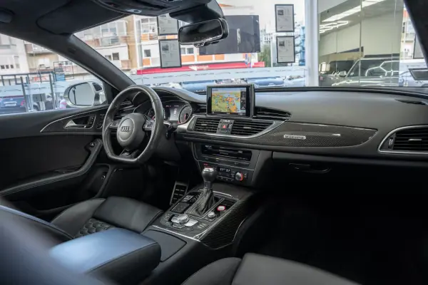 Audi RS6 Avant 2019 - 99950 EUR, 21800 km - AUTO.MOTO.pt - 21800km - foto 38 de 50