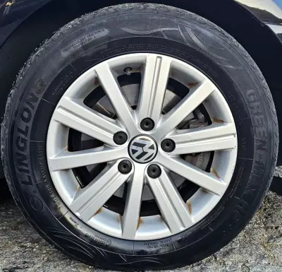 Volkswagen Golf 2010 - 8500 EUR, 250000 km - 250000km - foto 10 de 18