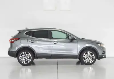 Nissan Qashqai 2018 - 19450 EUR, 106000 km - AUTO.MOTO.pt - 106000km - foto 7 de 28