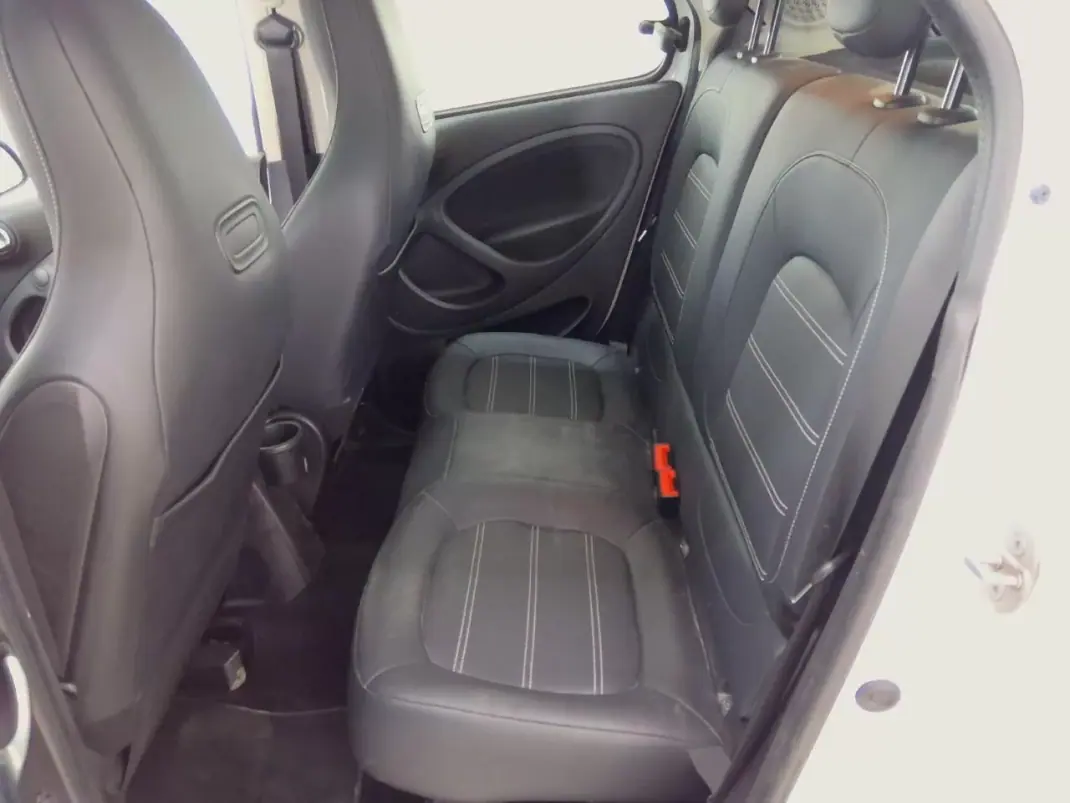 Smart ForFour 2021 - 14500 EUR, 24431 km - AUTO.MOTO.pt - 24431km - foto 10 de 25