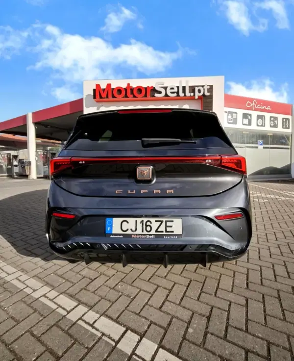 Cupra Born 2023 - 31400 EUR, 69000 km - AUTO.MOTO.pt - 69000km - foto 11 de 11