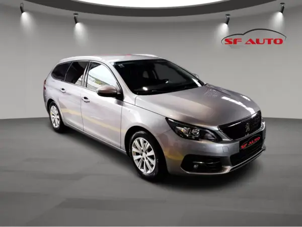 Peugeot 308 SW 2021 - 15990 EUR, 52138 km - AUTO.MOTO.pt - 52138km - foto 3 de 11