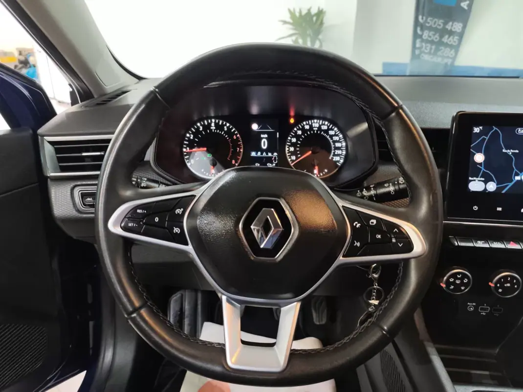 Renault Clio 2022 - 12990 EUR, 106000 km - AUTO.MOTO.pt - 106000km - foto 14 de 24