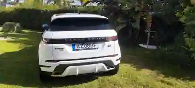 Land Rover Range Rover Evoque 2023 - 39990 EUR, 51000 km - foto 4 de 14