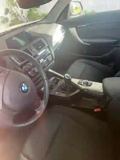 BMW 116 2015 - 13000 EUR, 124000 km - AUTO.MOTO.pt - 124000km - foto 2 de 7