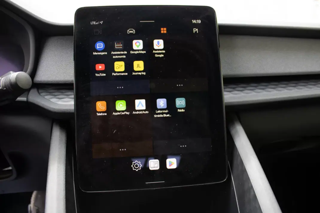 Polestar 2 2021 - 22500 EUR, 138000 km - AUTO.MOTO.pt - 138000km - foto 30 de 46